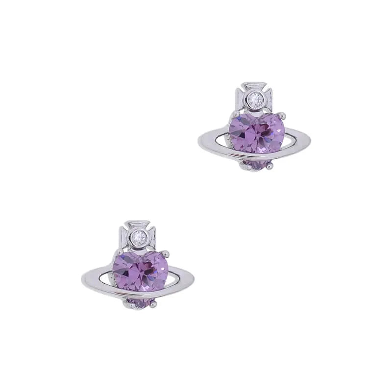 Small Four-Claw Heart Zirconia Stud Earrings