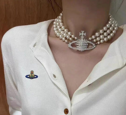 triple pearl necklace (with box)