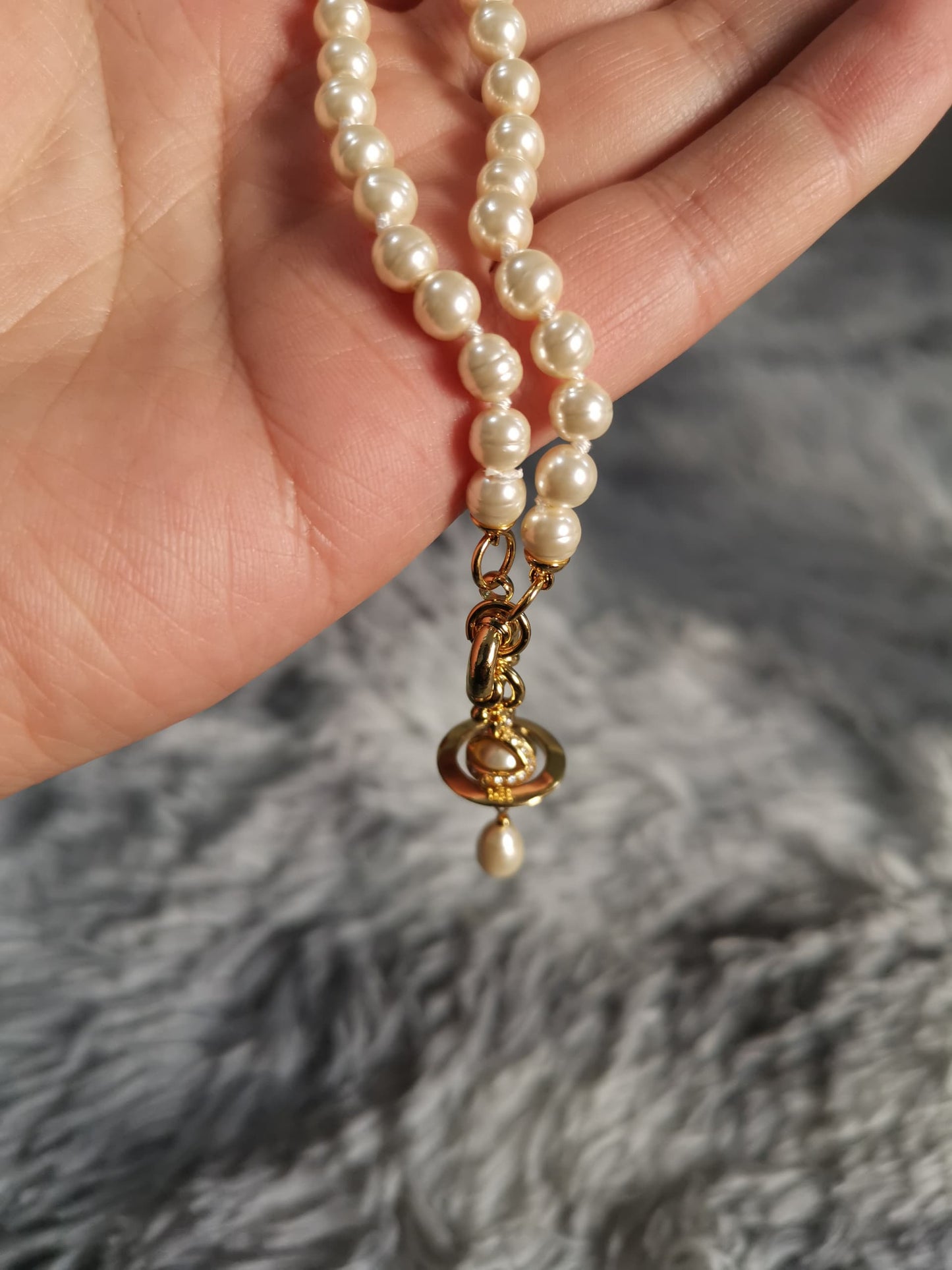 Gold Aleksa Pearl Necklace (with box)